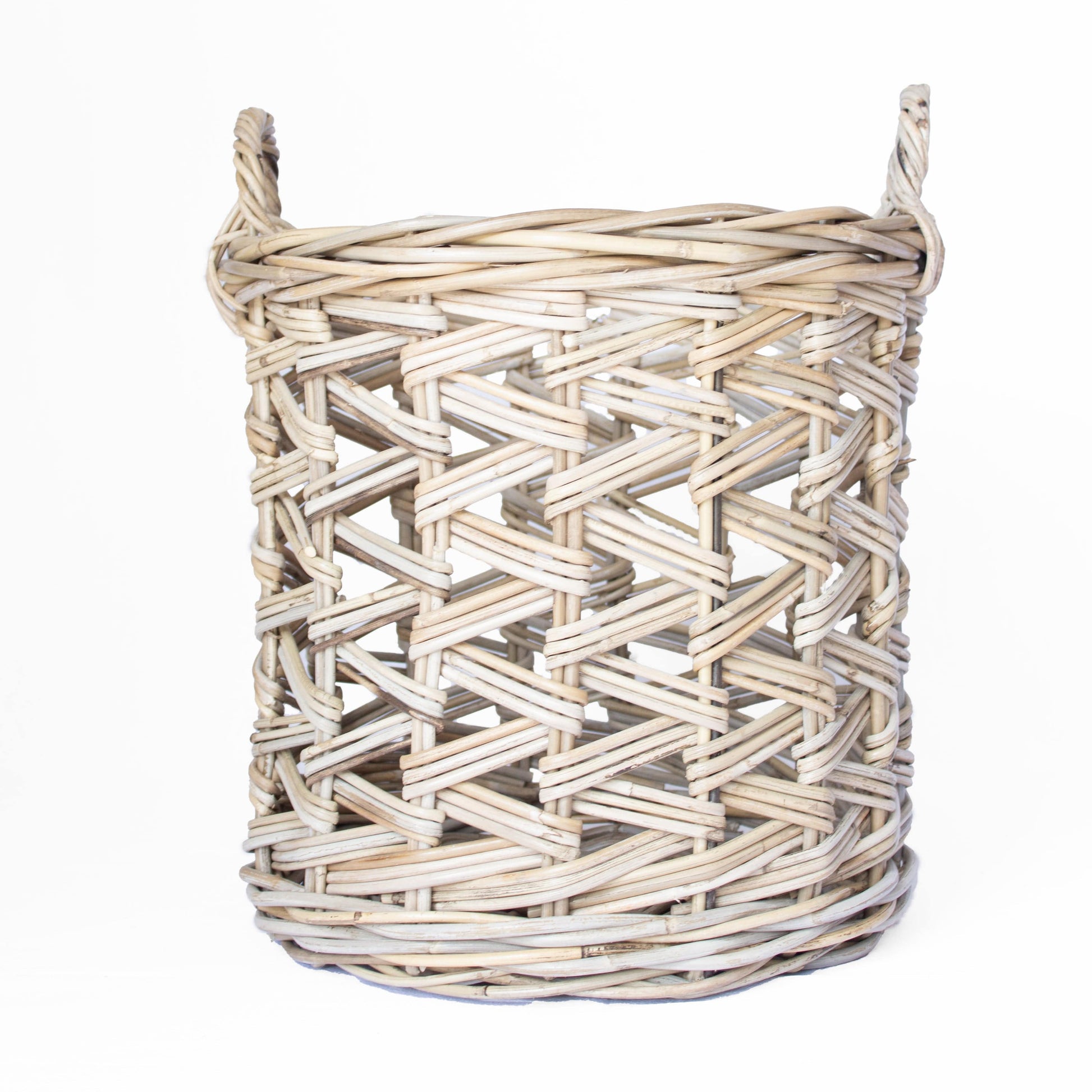 Round Basket with Zig-Zag Weave